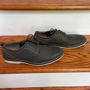 J. Ferrar Mens tie dress shoes Sz 8M charcoal grey. Worn 1x EUC